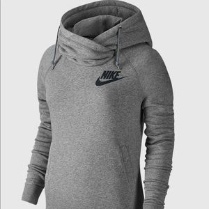 Grey Medium Nike Funnel hoodie